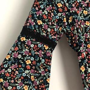 Floral cross back blouse.